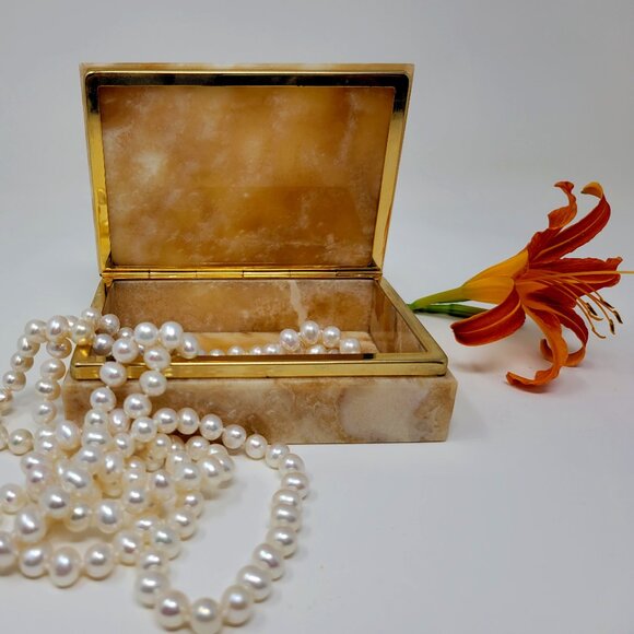 Vintage MCM Onyx Jewellery Box - Picture 1 of 9